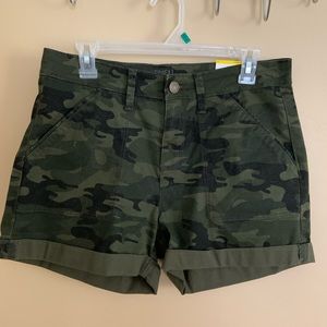 NWT Camo Canvas Shorts